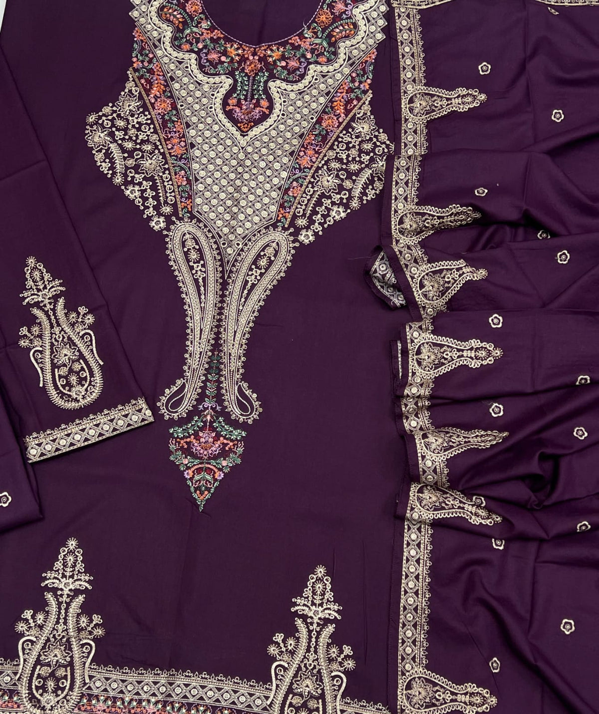 Women's Plum Purple Embroidered 3-Piece unstitch Suit with Dupatta
