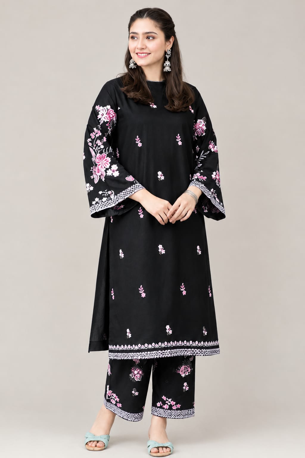 Women's Black Floral Embroidered 2-Piece Suit – Saira Collection - unstitch
